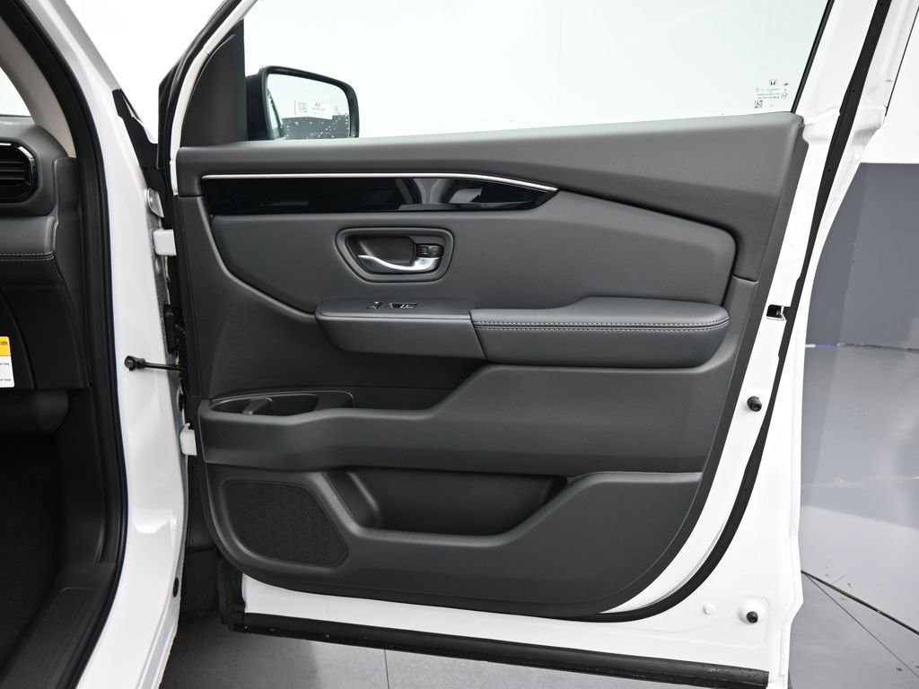 New 2025 Honda Pilot Touring image 41