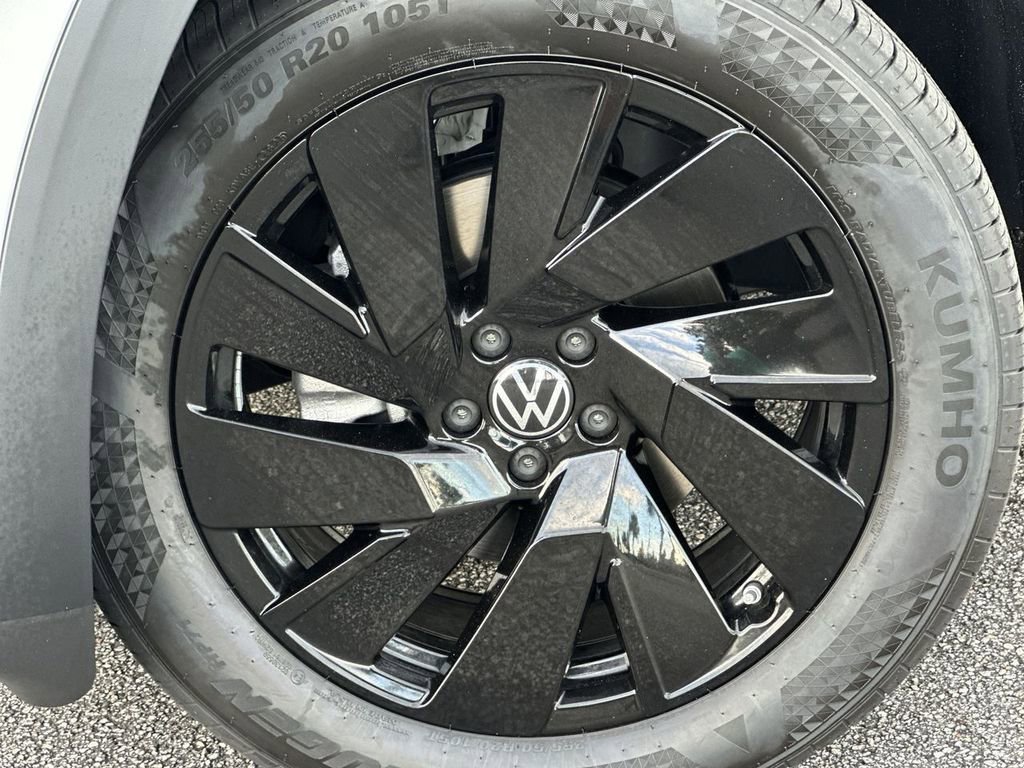 New 2026 Volkswagen Atlas Cross Sport SE image 10