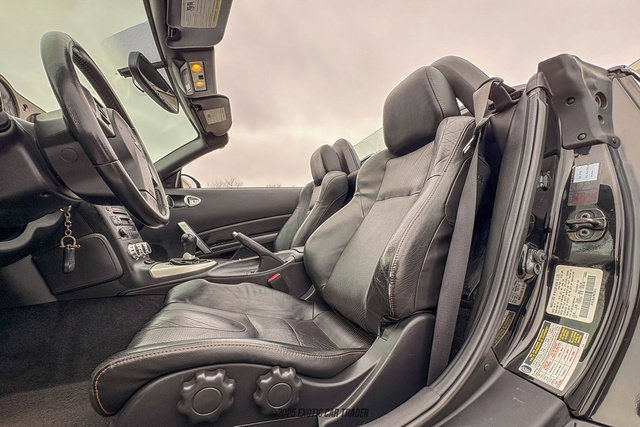Used 2007 Nissan 350Z Touring RWD image 33