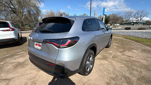 New 2026 Honda HR-V LX image 4