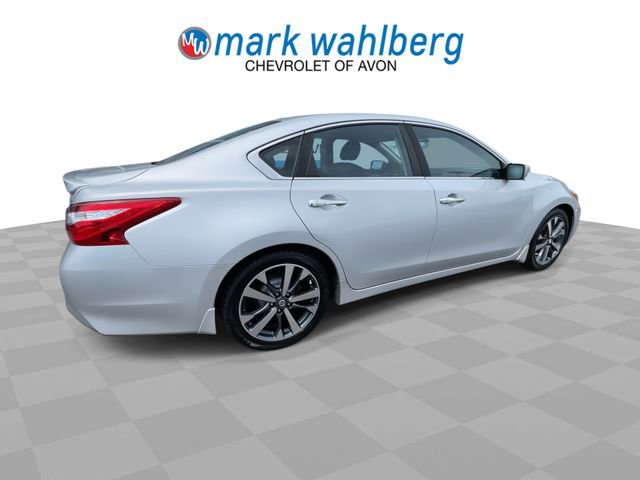 Used 2016 Nissan Altima 2.5 SR FWD image 8