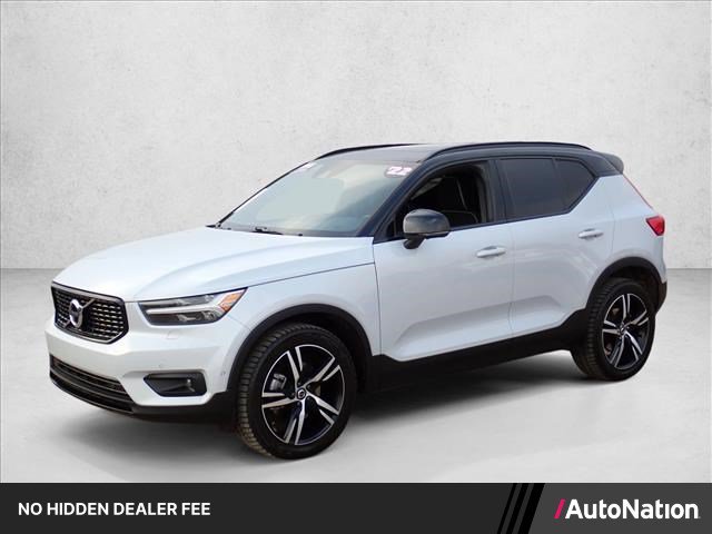 Used 2022 Volvo XC40 T5 R-Design