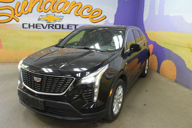 Used 2021 Cadillac XT4 Luxury w/ Driver Awareness Package AWD/4WD image 4