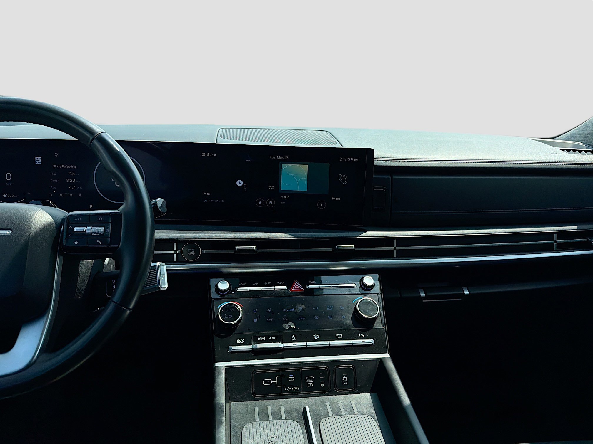 Used 2024 Hyundai Santa Fe Limited image 22