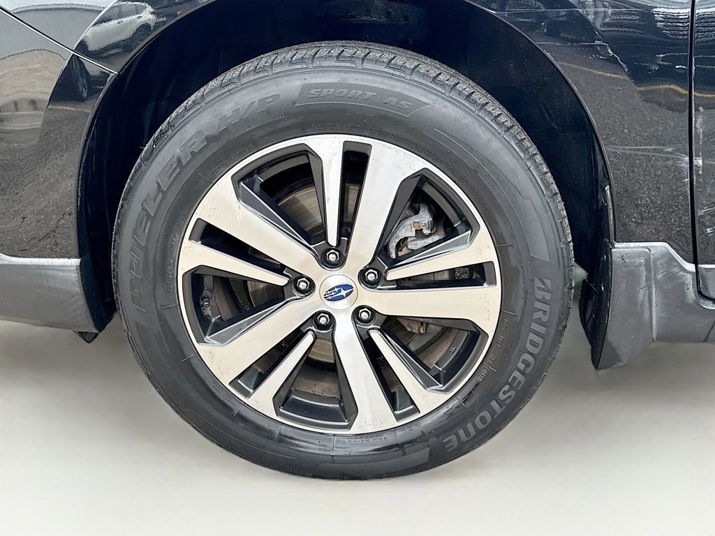 Used 2018 Subaru Outback 2.5i Limited AWD/4WD image 42