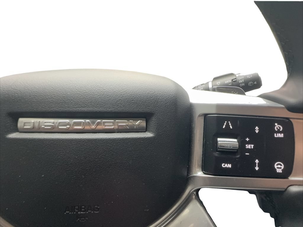 Used 2024 Land Rover Discovery Dynamic SE AWD/4WD image 43