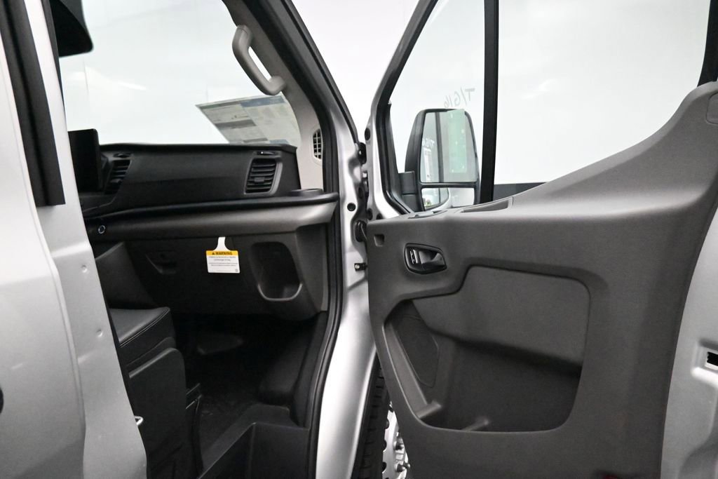 New 2026 Ford Transit 250 Low Roof RWD image 10