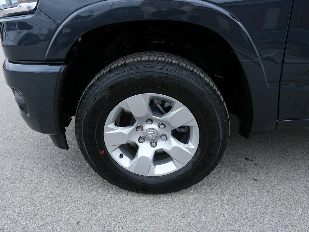 New 2026 RAM 1500 4x4 Crew Cab image 14