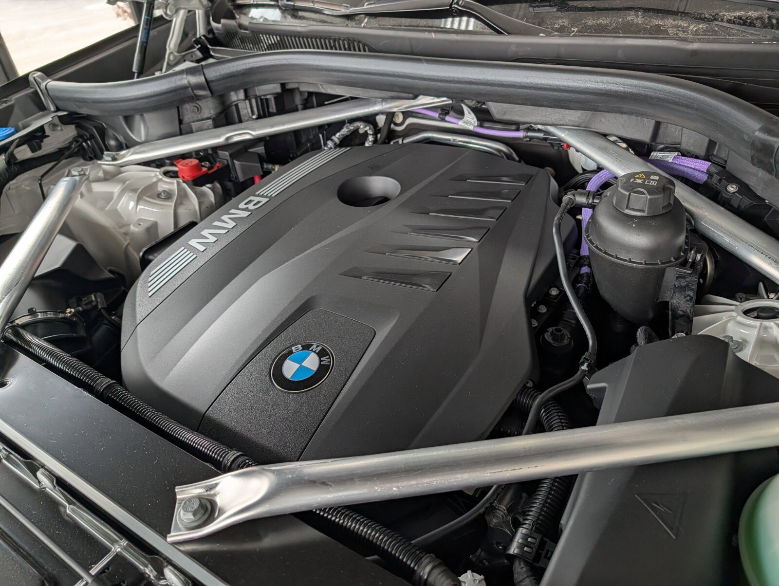 New 2026 BMW X5 xDrive40i w/ M Sport Package image 25