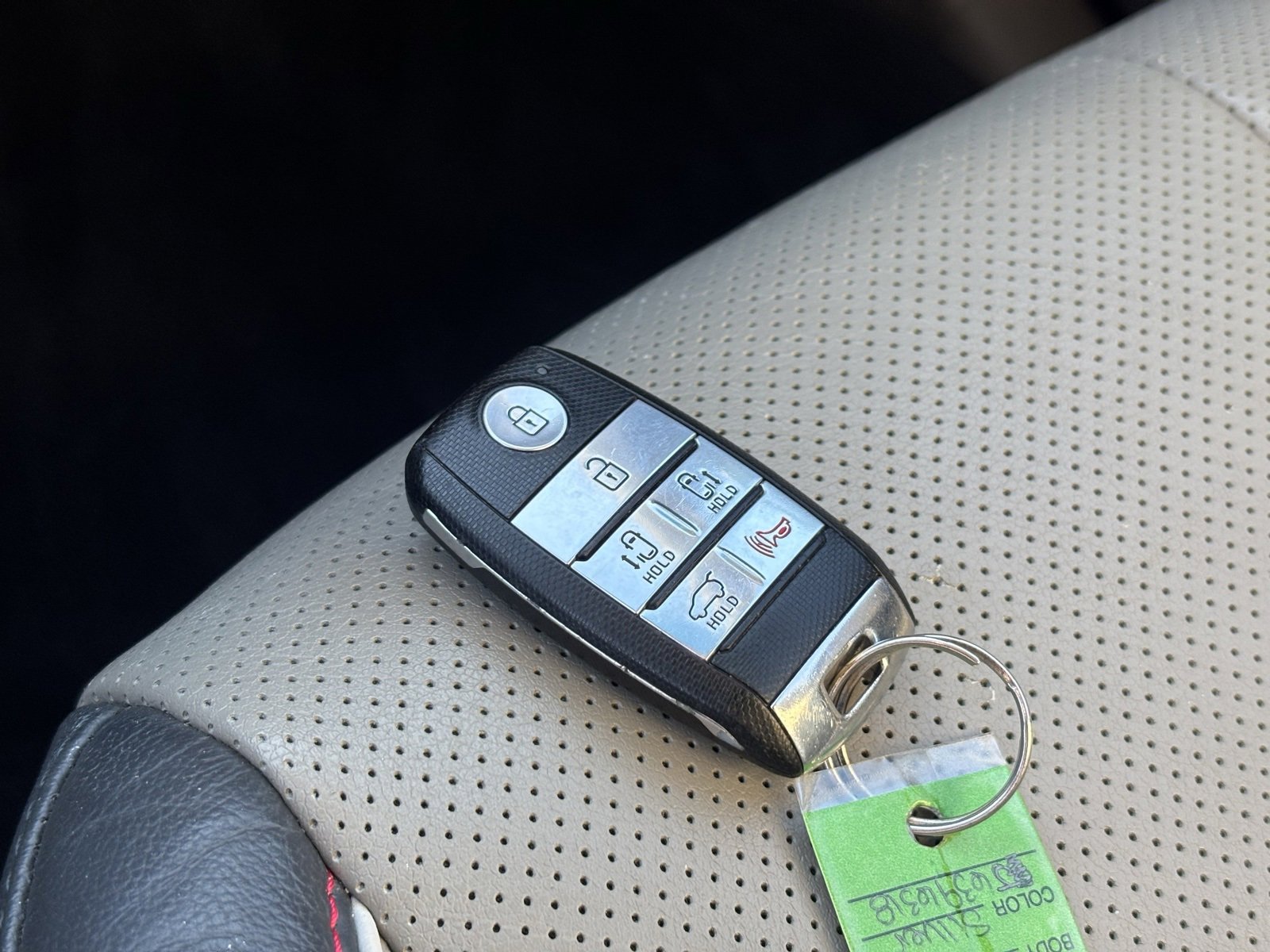 Used 2018 Kia Sedona LX w/ LX Essentials Premium Package image 27