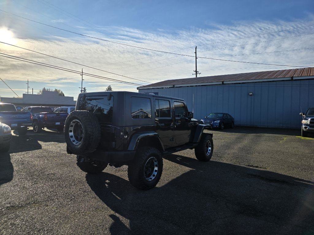 Used 2008 Jeep Wrangler Unlimited Sahara w/ Trailer Tow Group AWD/4WD image 5
