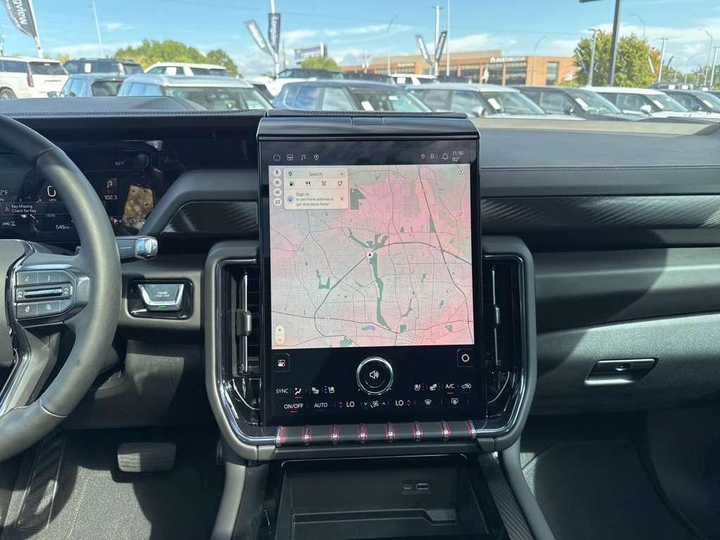 Used 2025 GMC Yukon AT4 w/ AT4 Premium Package image 24