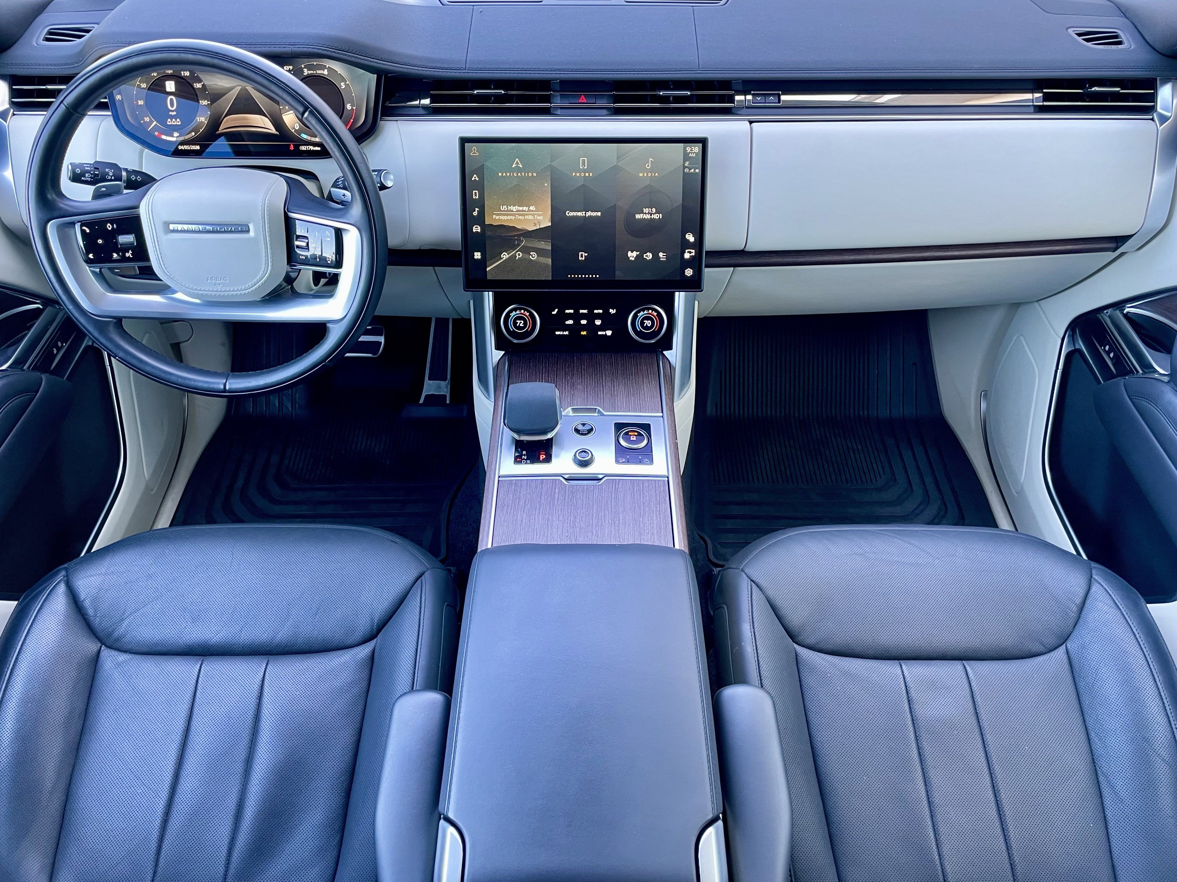 Used 2023 Land Rover Range Rover SE AWD/4WD image 16
