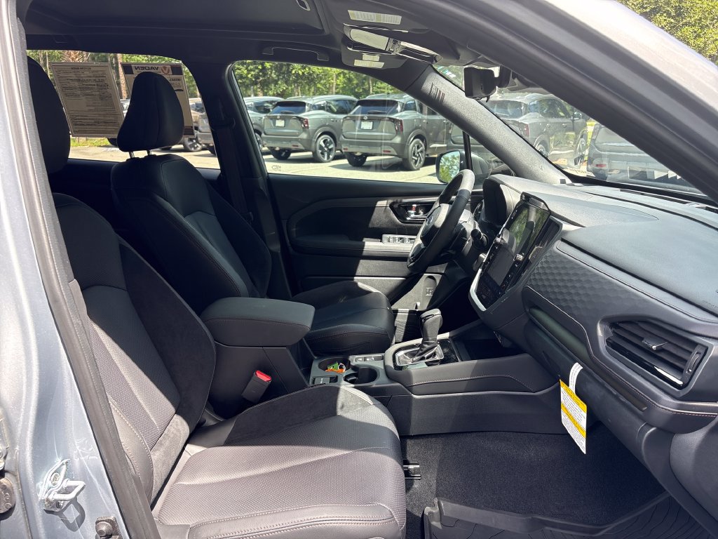 Used 2025 Subaru Forester Touring w/ Popular Package - Touring AWD/4WD image 37