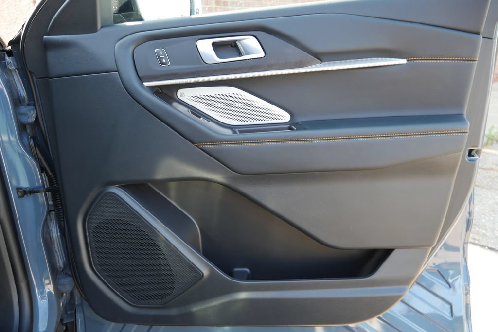Used 2026 Ford Explorer Tremor w/ Tremor Ultimate Package AWD/4WD image 14