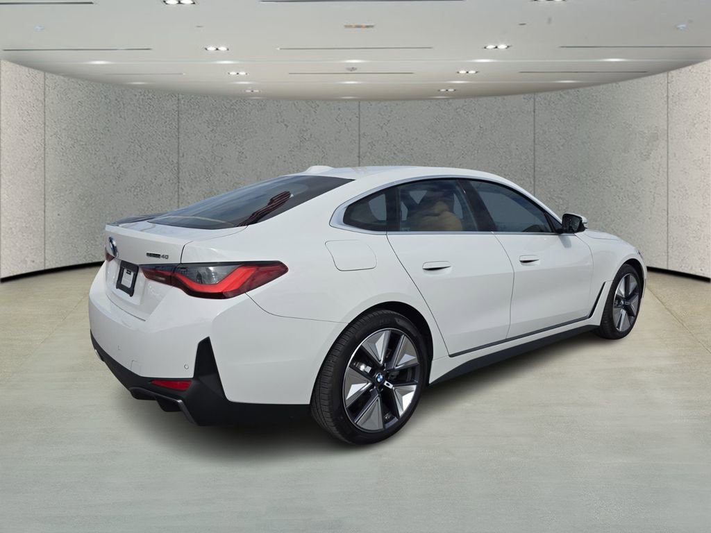 Used 2025 BMW i4 eDrive40 w/ Premium Package image 3