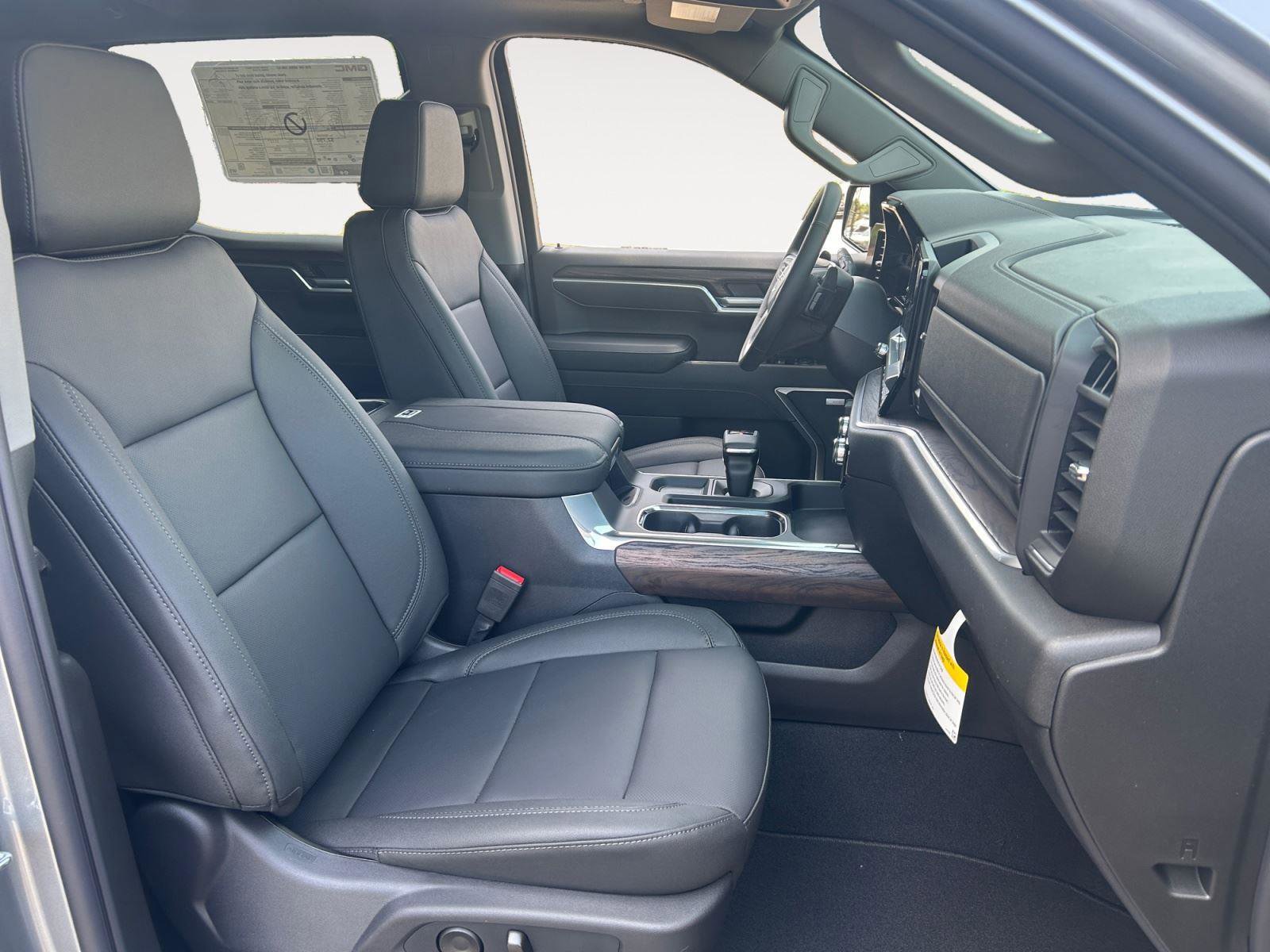 New 2026 GMC Sierra 1500 SLT w/ SLT Premium Package image 15