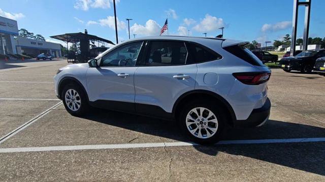Used 2025 Ford Escape Active AWD/4WD image 6