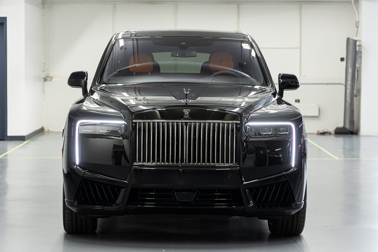 New 2027 Rolls-Royce Cullinan Black Badge AWD/4WD image 7