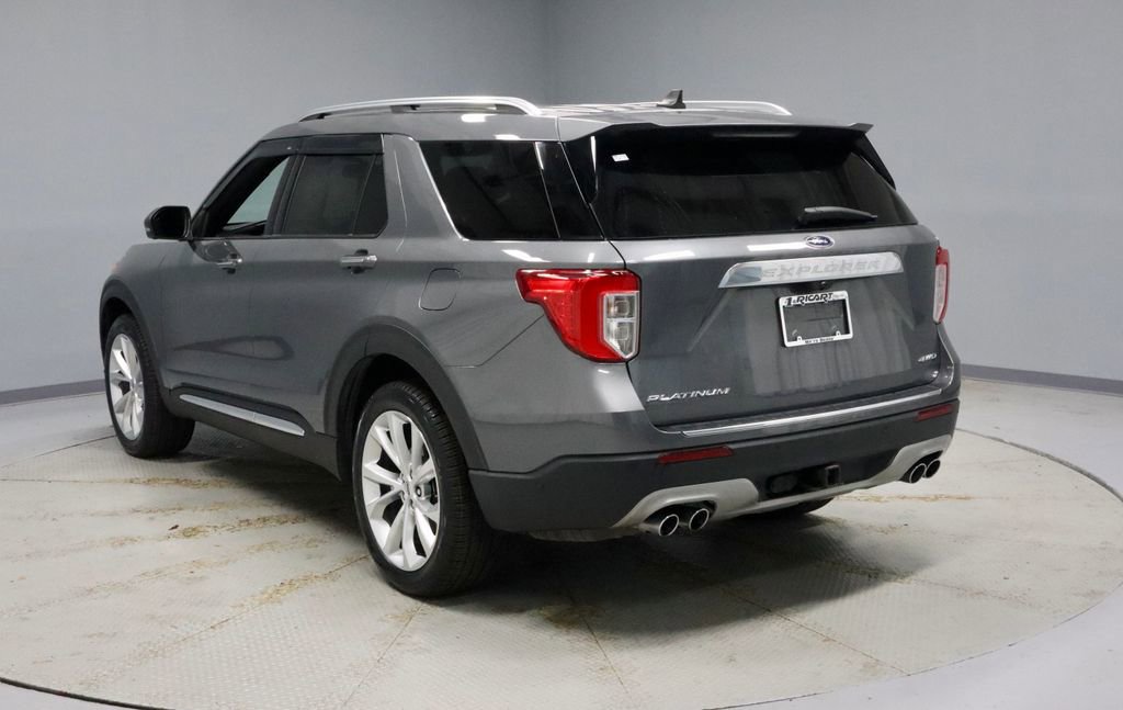 Certified 2022 Ford Explorer Platinum w/ Equipment Group 601A image 10