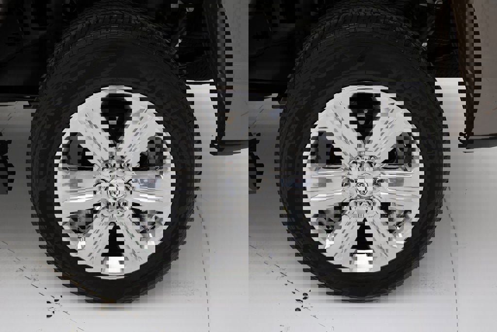 Used 2022 Ford F150 Lariat image 13