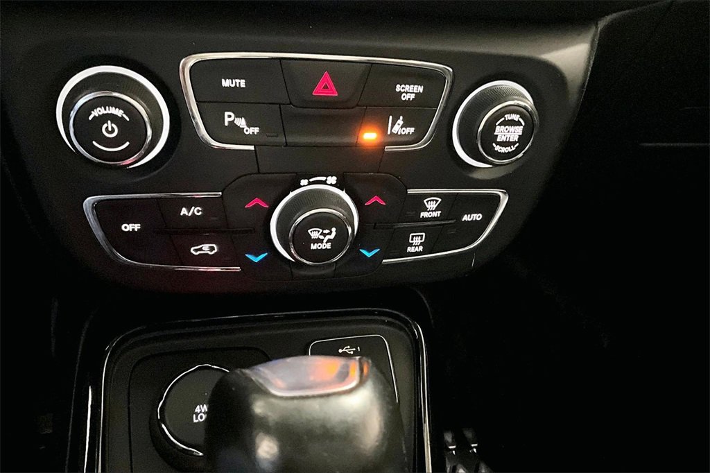 Used 2021 Jeep Compass Limited image 14