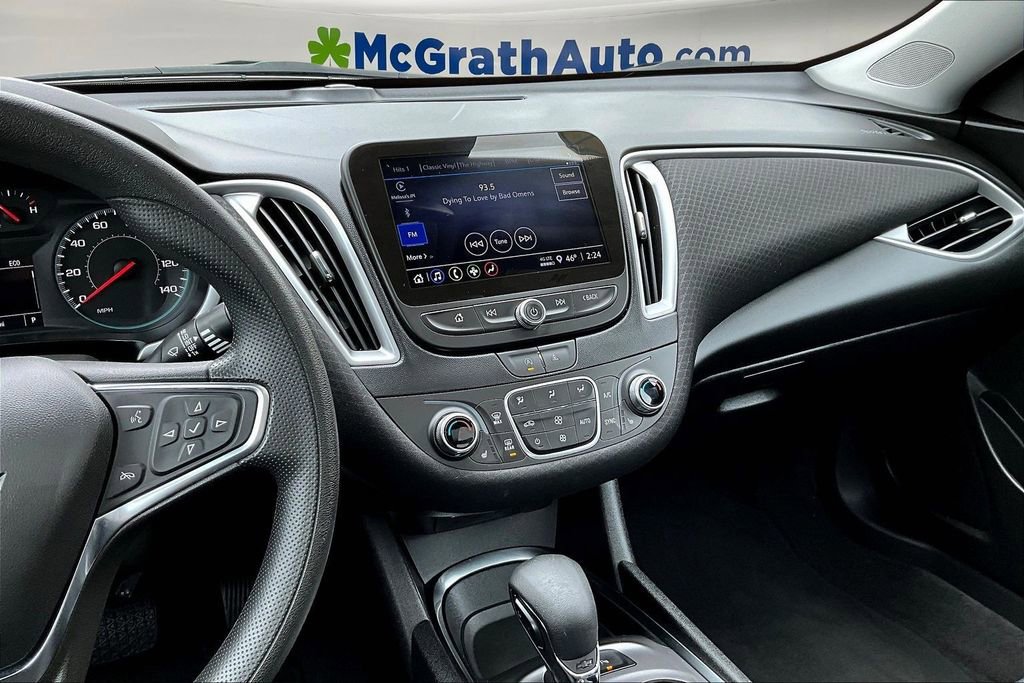 Used 2024 Chevrolet Malibu LT image 9