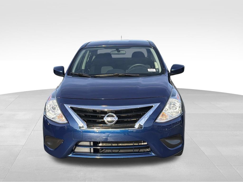 Used 2019 Nissan Versa SV image 8