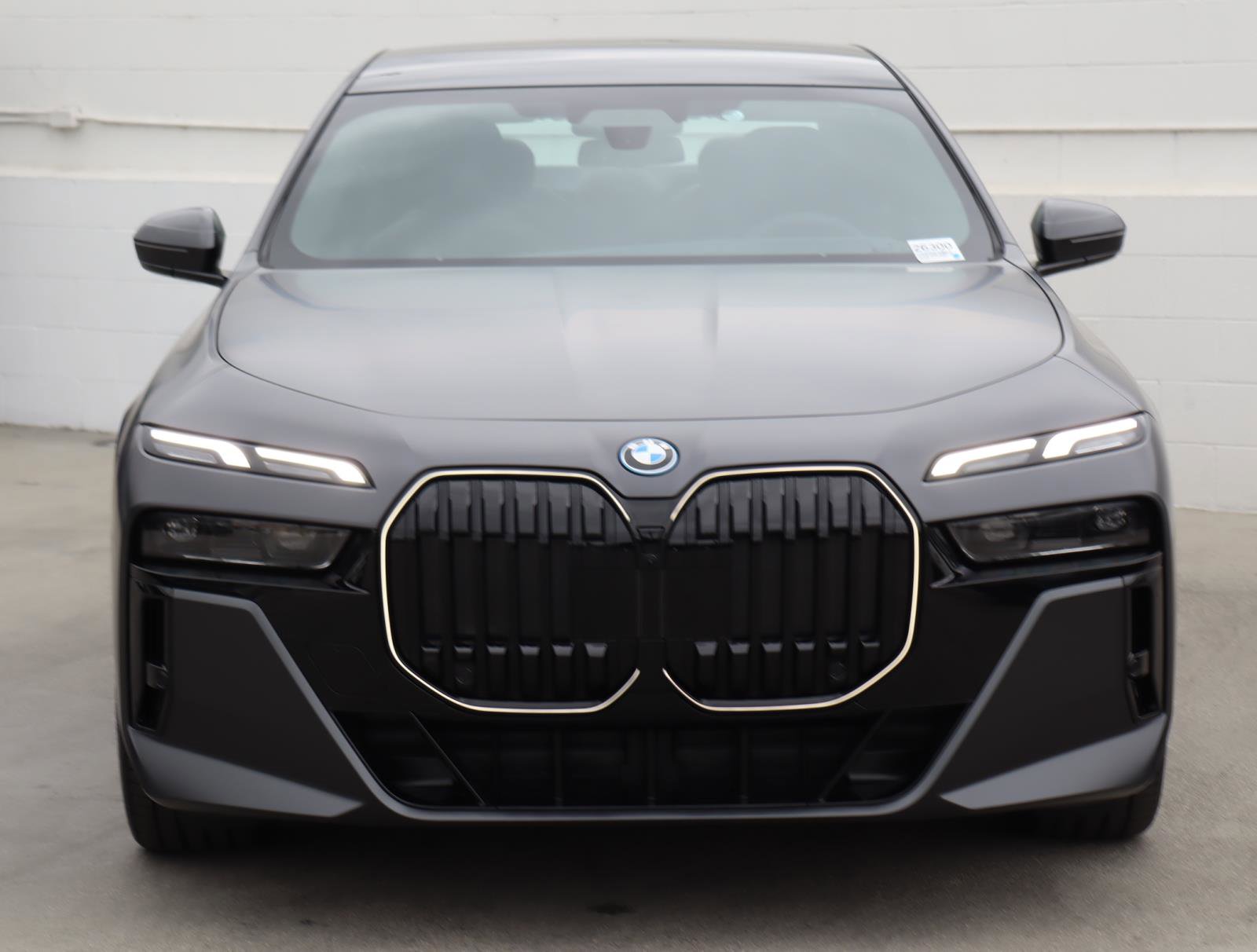 New 2026 BMW i7 eDrive50 w/ M Sport Package image 3