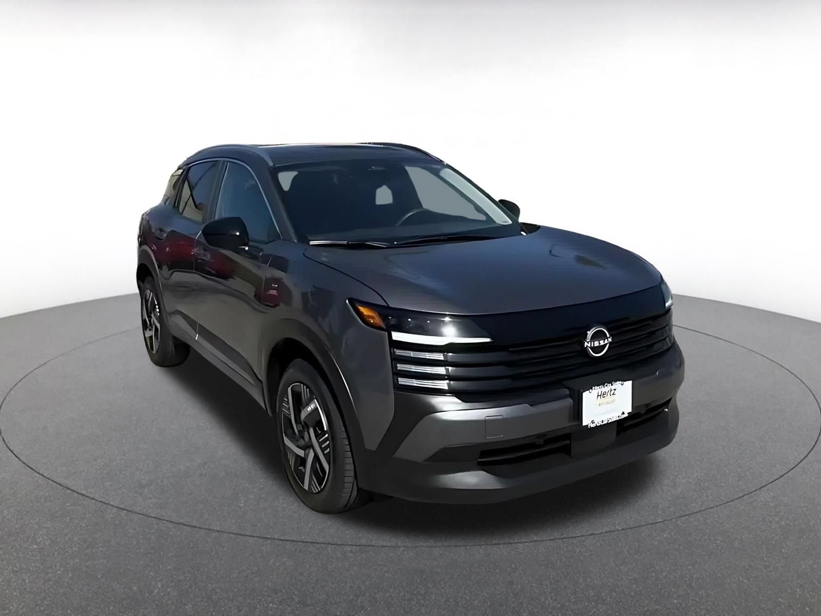 Used 2026 Nissan Kicks SV w/ Cold Weather Package FWD image 3