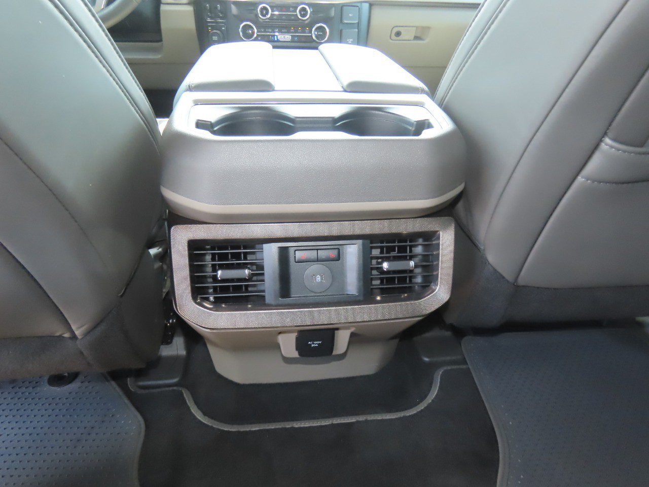 Used 2026 Ford F450 Platinum w/ Platinum Plus Package AWD/4WD image 21