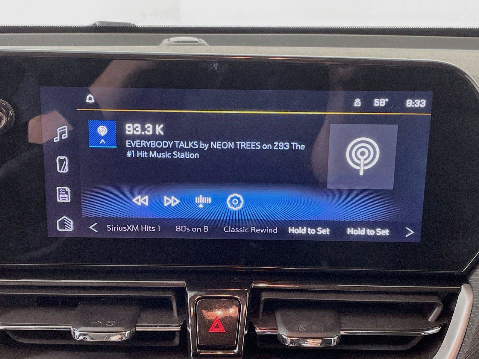 Used 2025 Chevrolet TrailBlazer LT AWD/4WD image 7