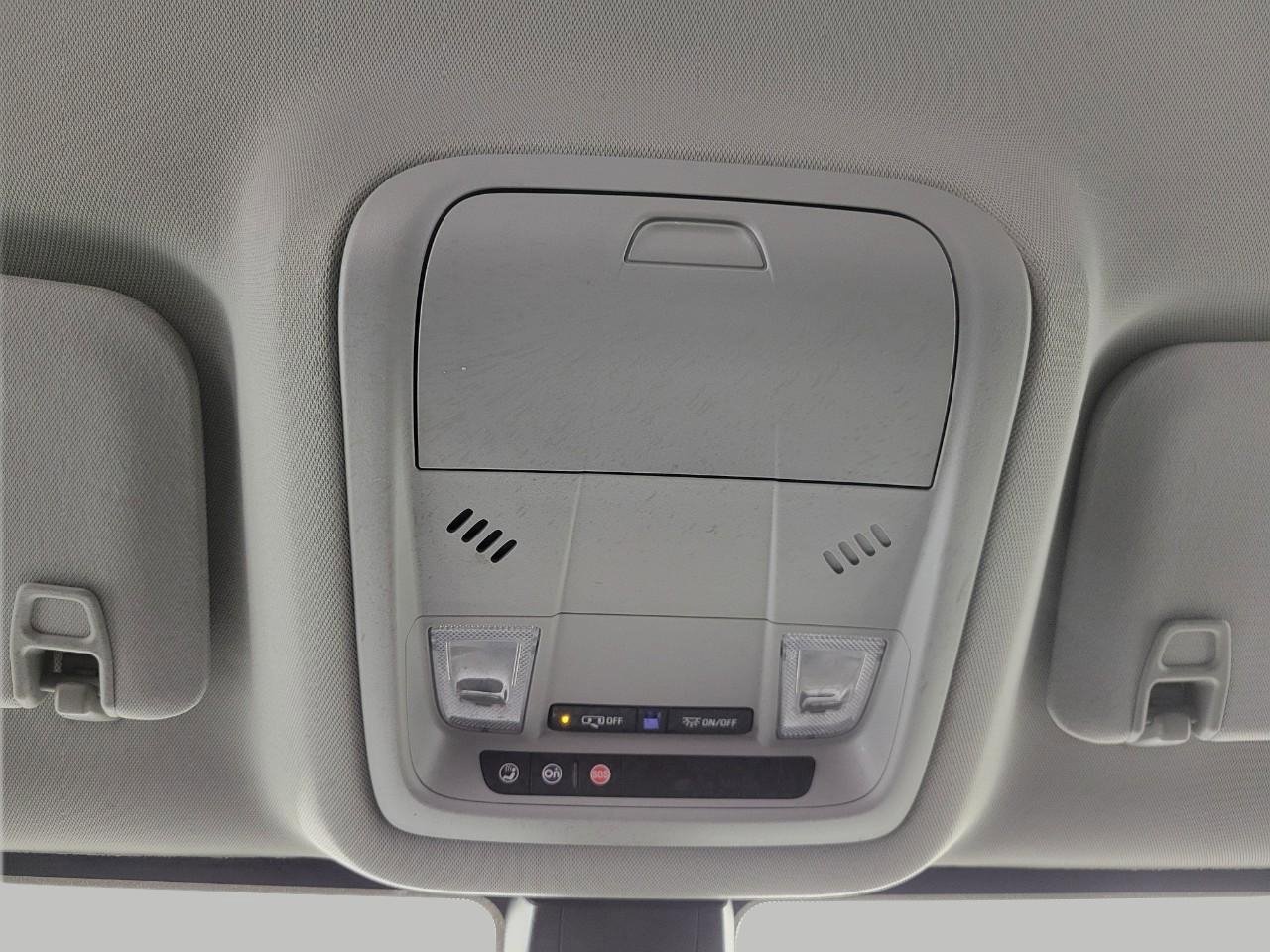 Used 2023 GMC Acadia SLE w/ Driver Convenience Package image 18