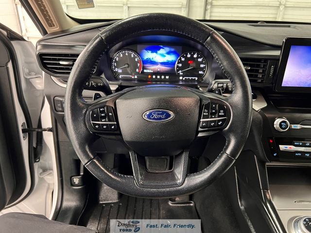 Used 2020 Ford Explorer XLT w/ Comfort Package image 38