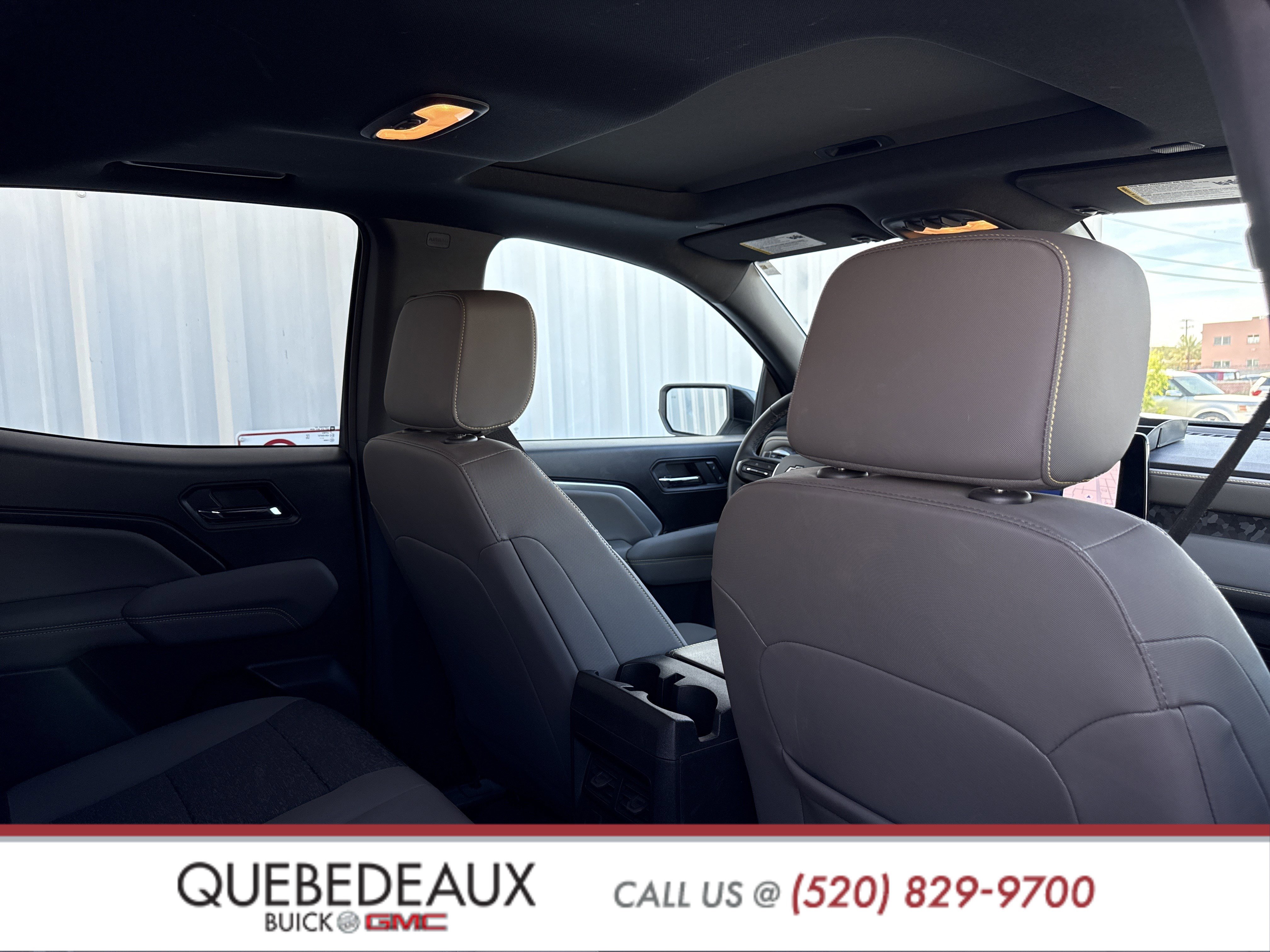 Used 2024 Chevrolet Colorado ZR2 w/ Technology Package image 60