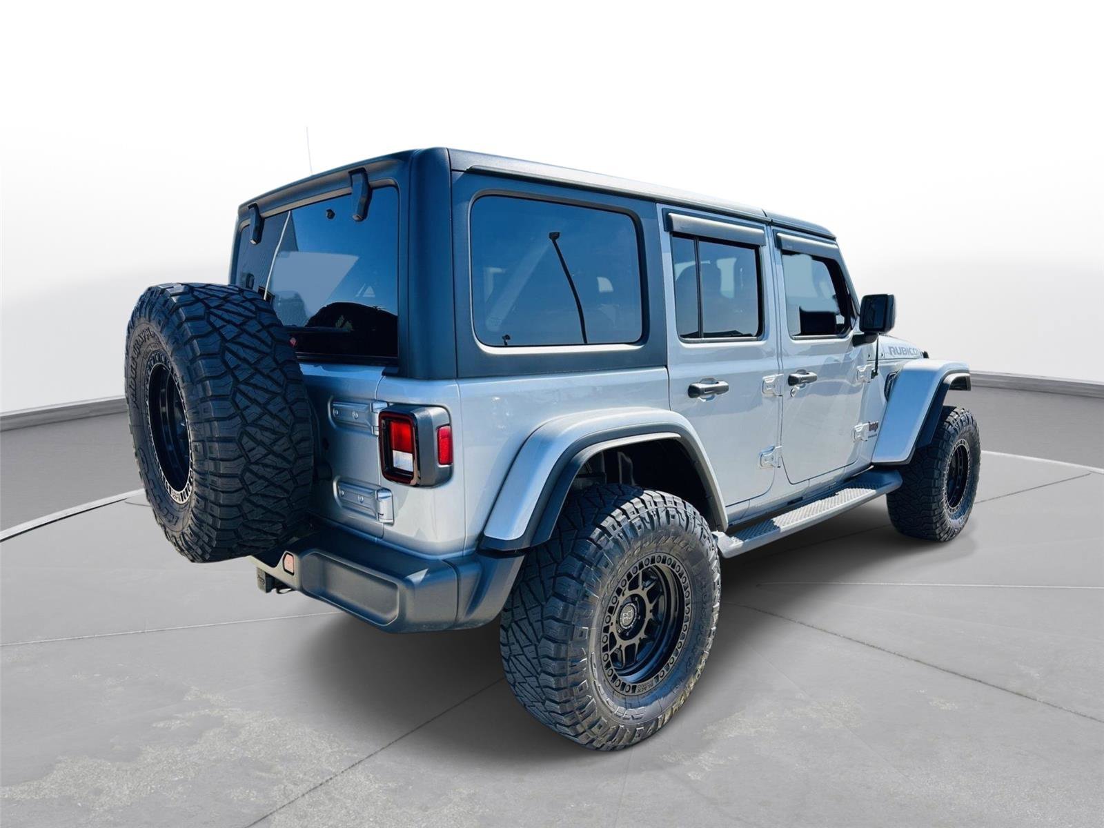 Used 2023 Jeep Wrangler Unlimited Rubicon w/ Cold Weather Group image 34