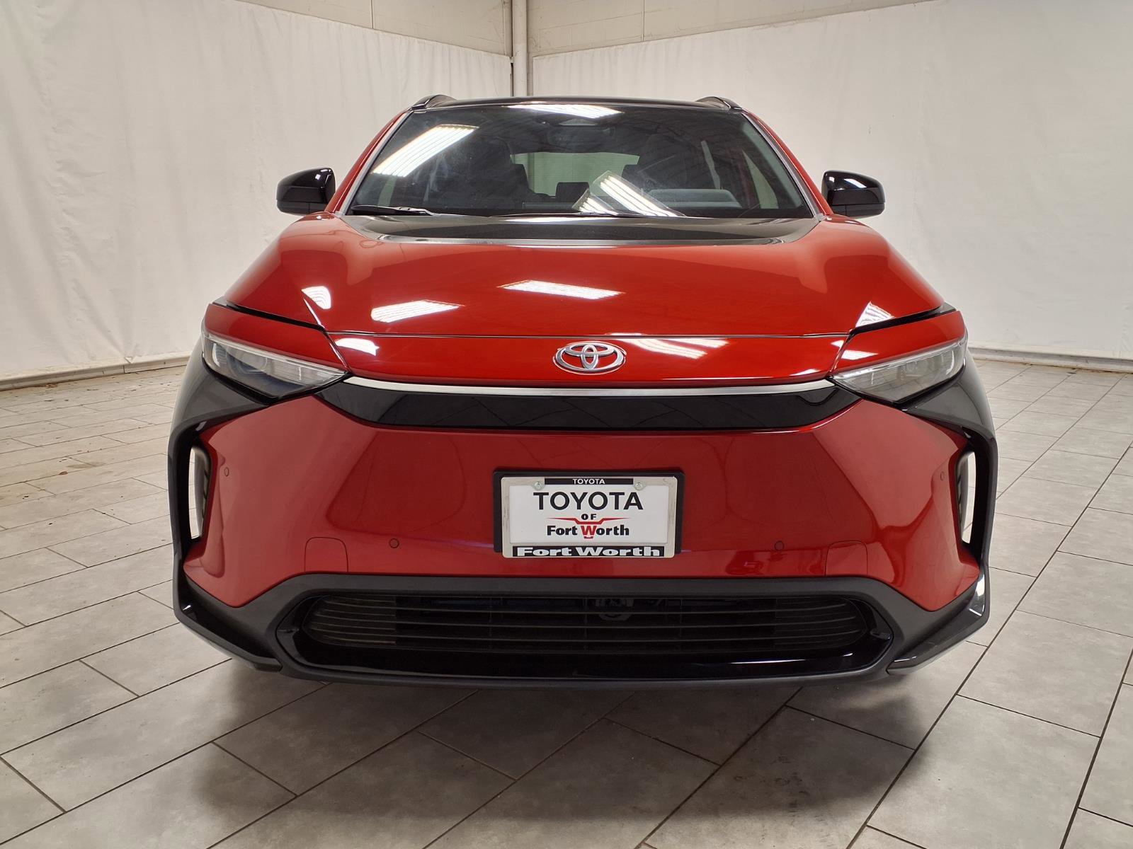 Used 2025 Toyota bZ4X FWD w/ Weather Package image 2