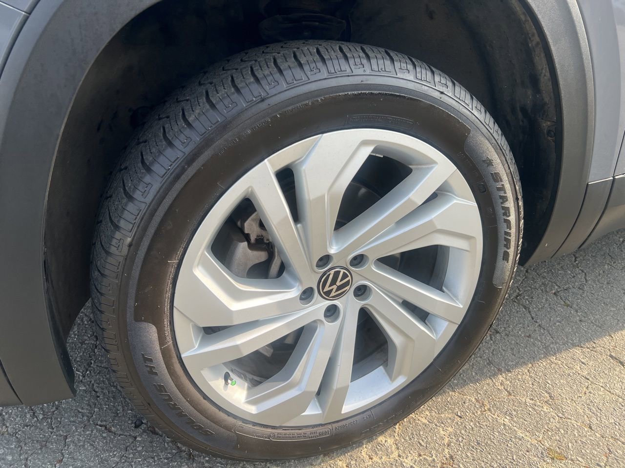 Used 2021 Volkswagen Atlas Cross Sport SEL image 10