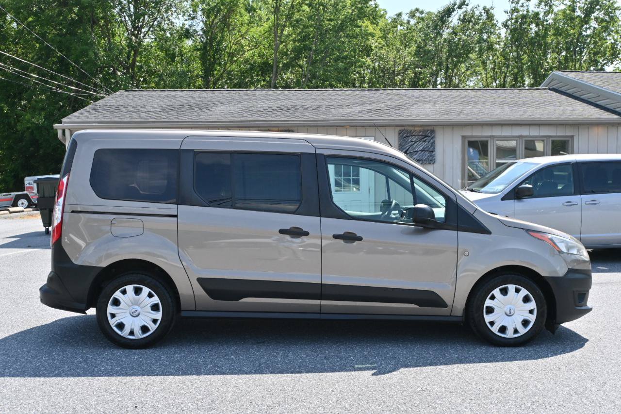 Used 2021 Ford Transit Connect XL FWD image 9