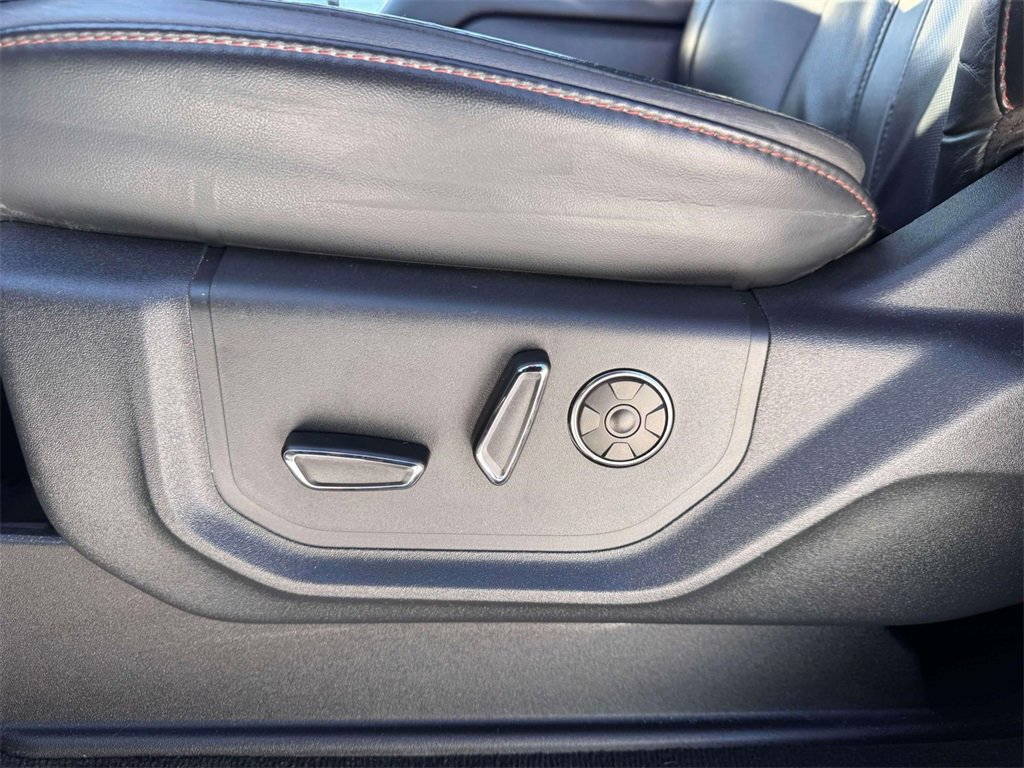 Used 2022 Ford F350 Platinum image 14