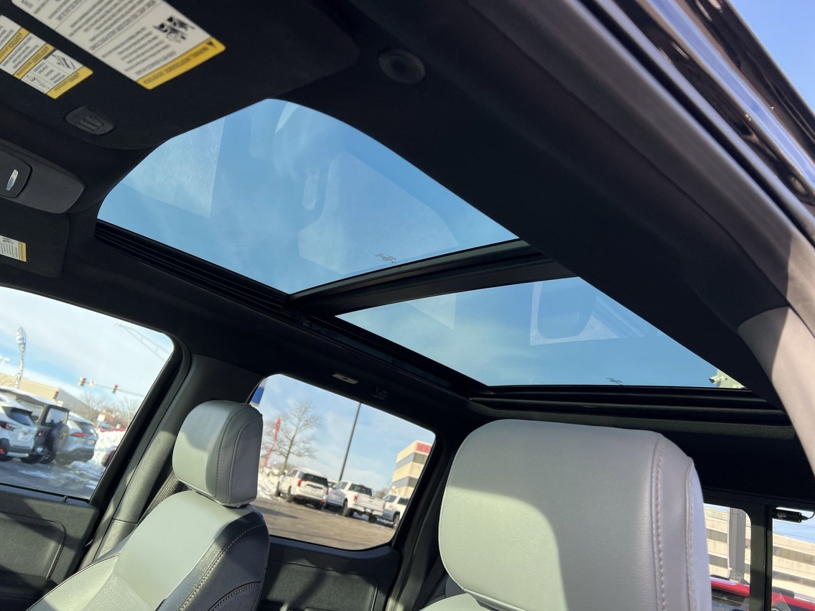 Used 2023 Ford F150 Lightning Lariat w/ Equipment Group 511A High image 24