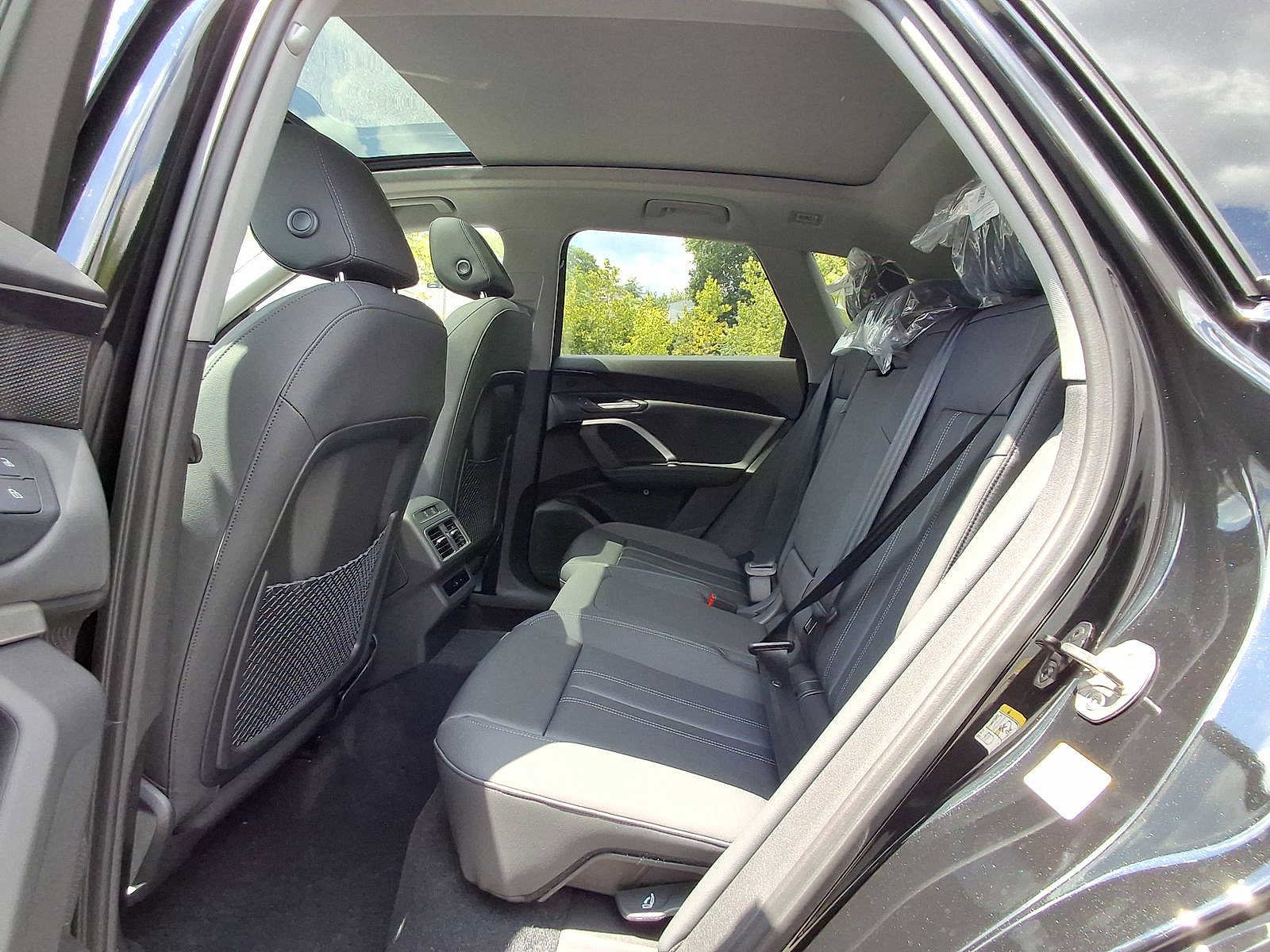 New 2025 Audi Q5 Premium image 13