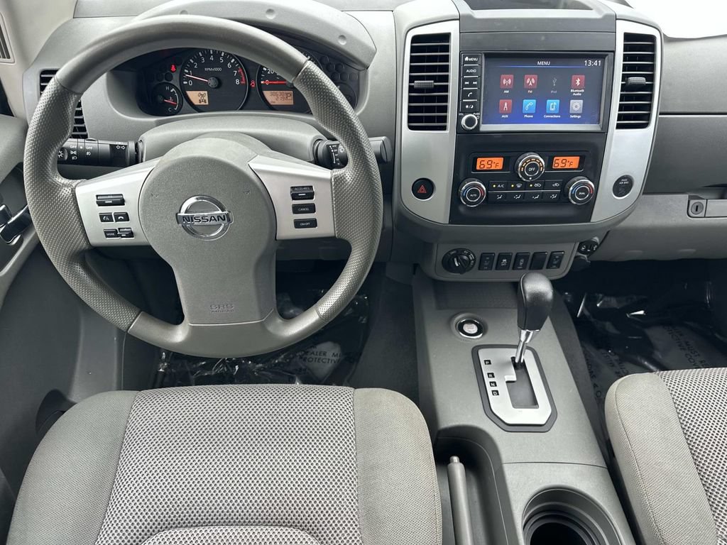 Used 2020 Nissan Frontier SV AWD/4WD image 18
