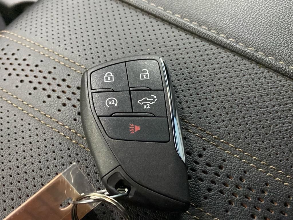 Used 2023 Chevrolet Silverado 1500 High Country w/ High Country Premium Package image 40