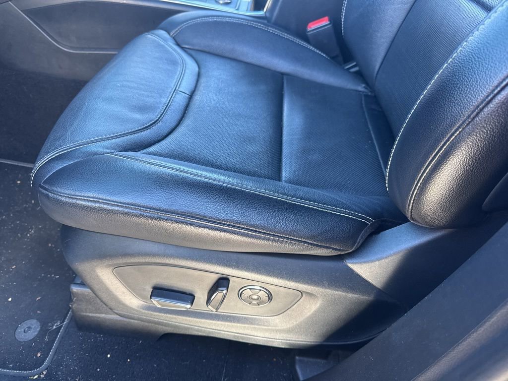 Certified 2020 Ford Explorer ST w/ Premium Technology Package image 8