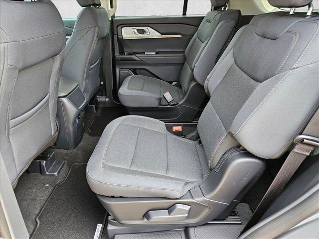 New 2026 Ford Explorer Active RWD image 16