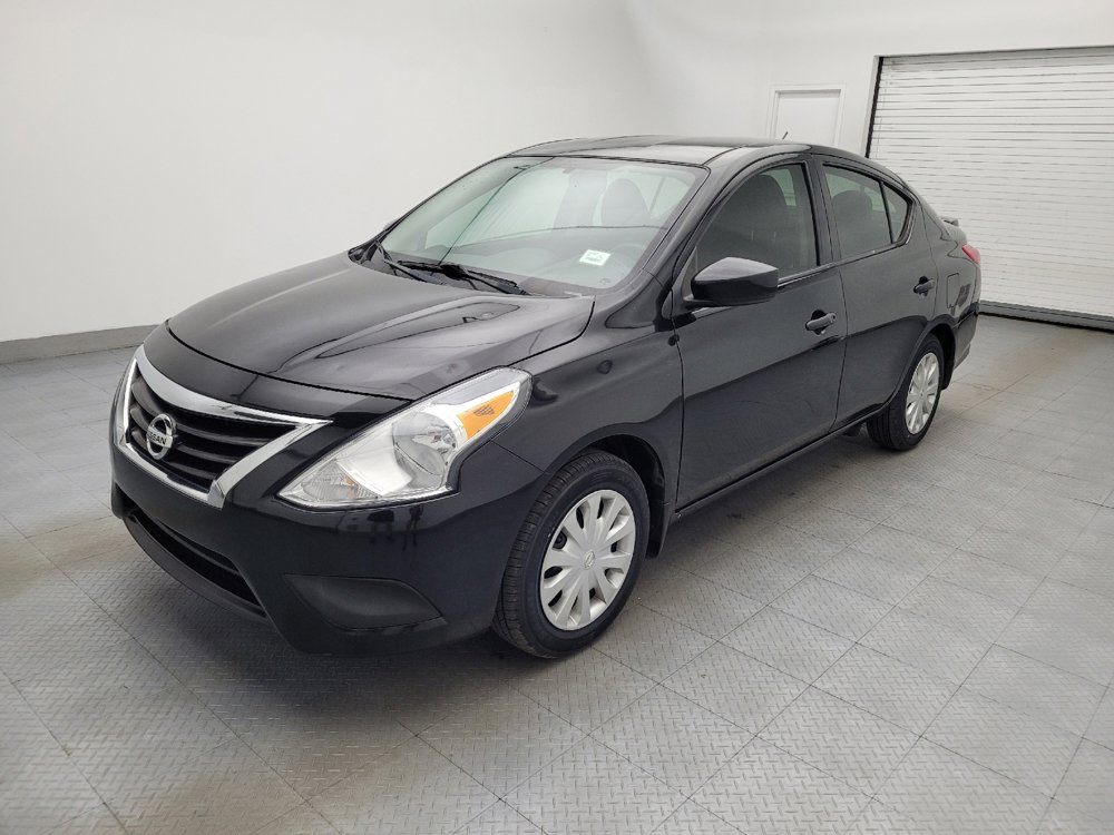 Used 2019 Nissan Versa S Plus image 2