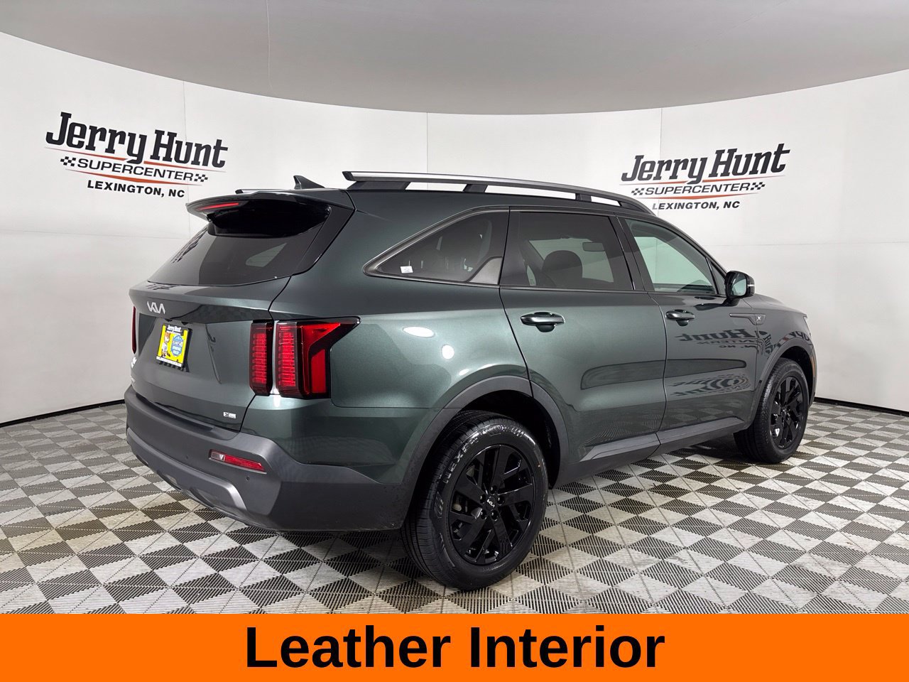 Used 2023 Kia Sorento S w/ Panoramic Sunroof Package AWD/4WD image 6
