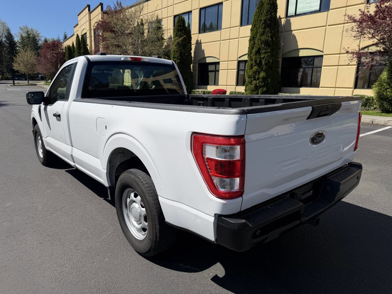 Used 2021 Ford F150 XL w/ Equipment Group 101A High RWD image 8