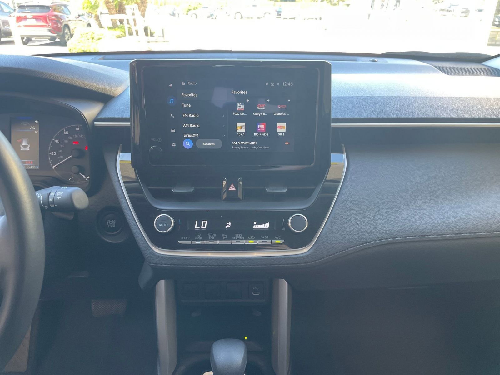 Used 2025 Toyota Corolla Cross LE FWD image 17